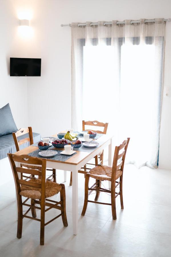 Muses Apartments Agia Anna  Exterior photo